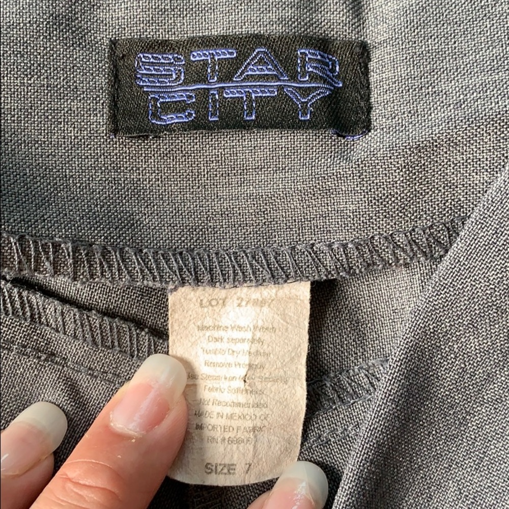 Dress pants - Picture 2 of 2